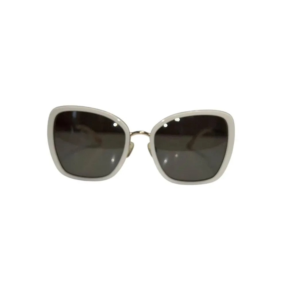 Amelia E. Gaya‎ Sunglasses White Gold Metal Bold Chic Classic Square 54-18-140